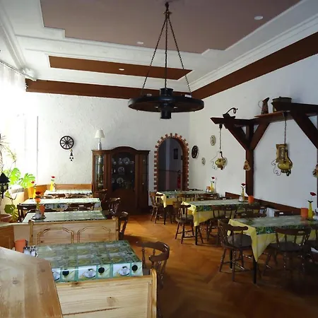 Hotel-pension Insel Rugen בית הארחה ברלין