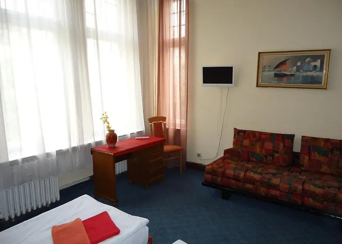 Hotel-pension Insel Rugen Pensión 2*